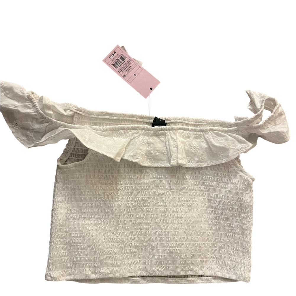 Off-Shoulder Smocked Ruffle Top - Picture 3 of 4